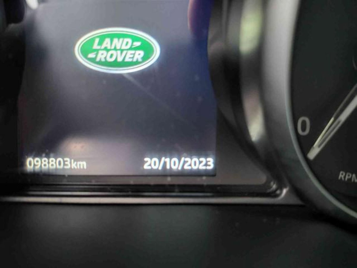 Land Rover Range Rover Evoque 2.0 eD4 5p. Pure (11)