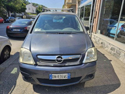 Opel Meriva 1.6 16V Cosmo (2)