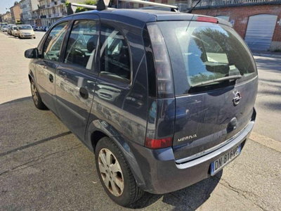 Opel Meriva 1.6 16V Cosmo (4)