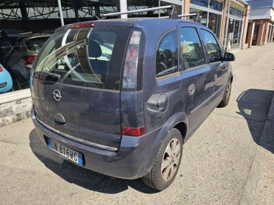 Opel Meriva 1.6 16V Cosmo (6)