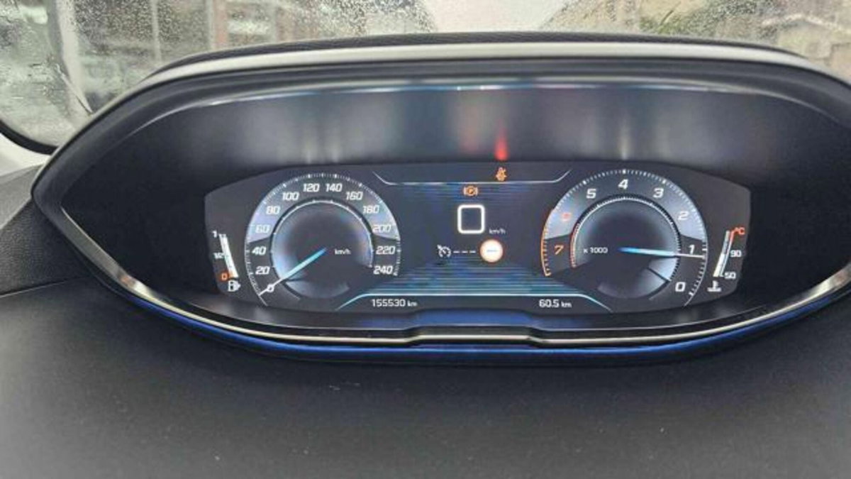 Peugeot 5008 PureTech Turbo 130 S&S Active Business (15)