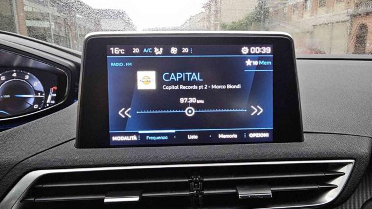 Peugeot 5008 PureTech Turbo 130 S&S Active Business (16)