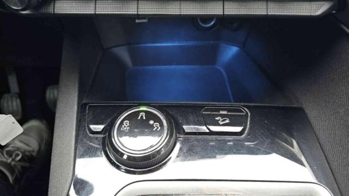Peugeot 5008 PureTech Turbo 130 S&S Active Business (17)