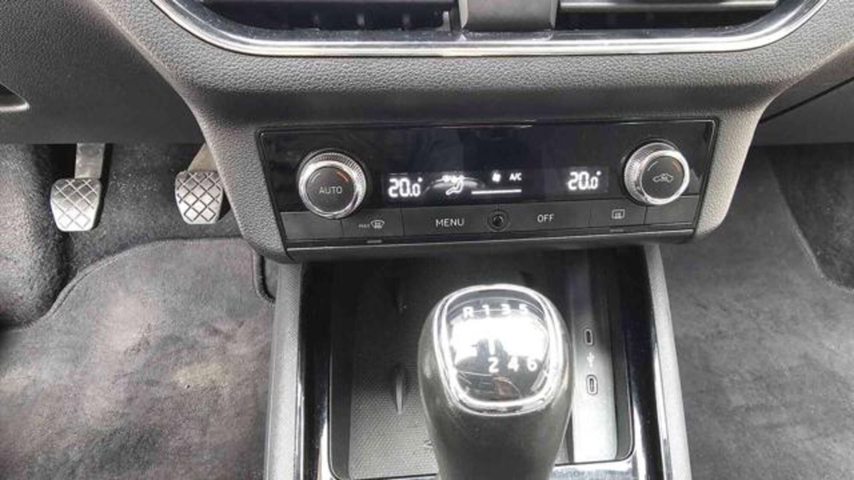 Skoda Kamiq 1.0 G-Tec Style (16)