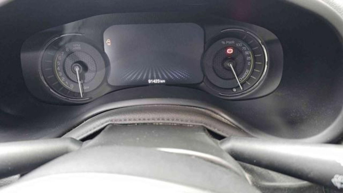 Jeep Renegade 1.3 T4 190CV PHEV 4xe AT6 Limited (12)