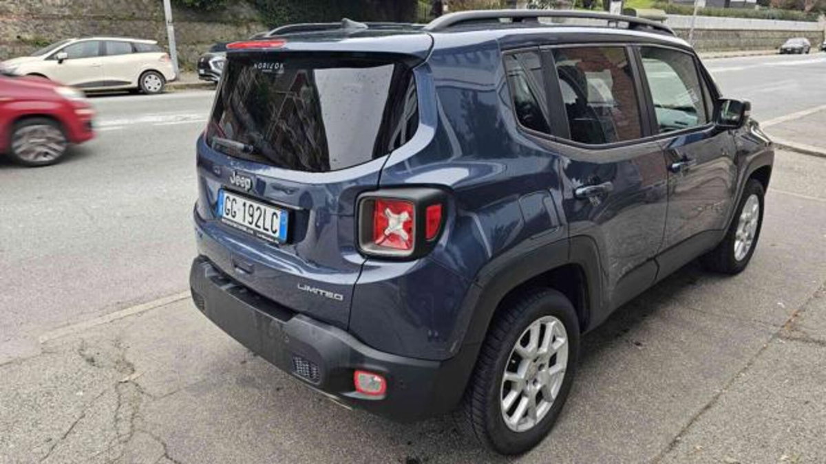 Jeep Renegade 1.3 T4 190CV PHEV 4xe AT6 Limited (6)