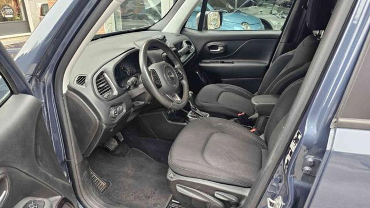 Jeep Renegade 1.3 T4 190CV PHEV 4xe AT6 Limited (9)