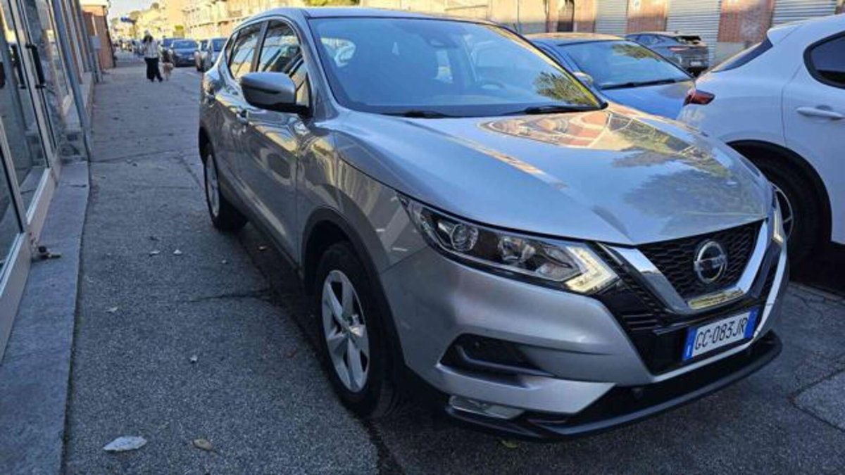 Nissan Qashqai 1.3 DIG-T 140 CV Business