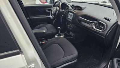 Jeep Renegade 1.6 Mjt DDCT 120 CV Limited (8)