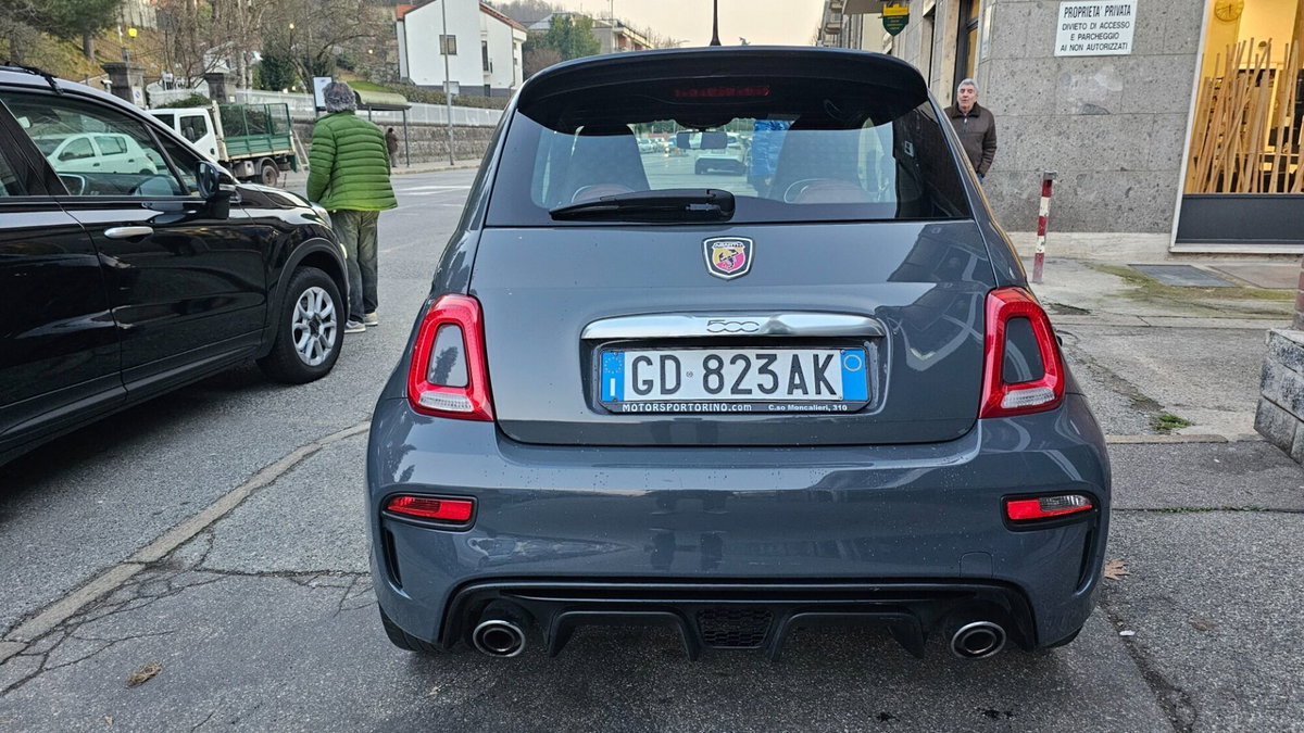 Abarth 595 595 1.4 Turbo T-Jet 145 CV (5)