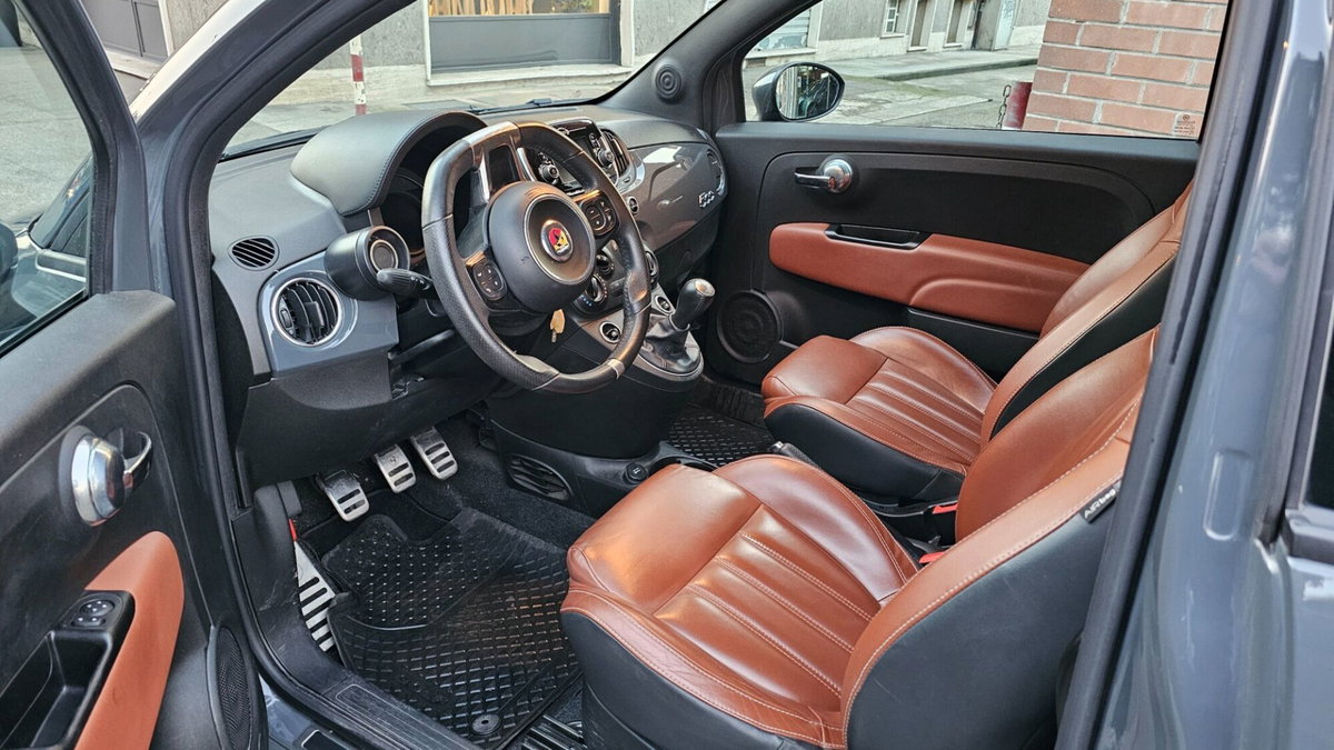 Abarth 595 595 1.4 Turbo T-Jet 145 CV (7)