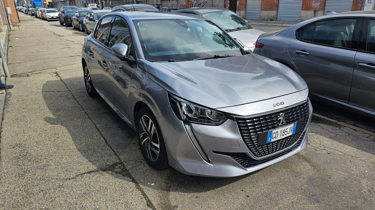 Peugeot 208 PureTech 100 Stop&Start EAT8 5 porte Allure Navi Pack
