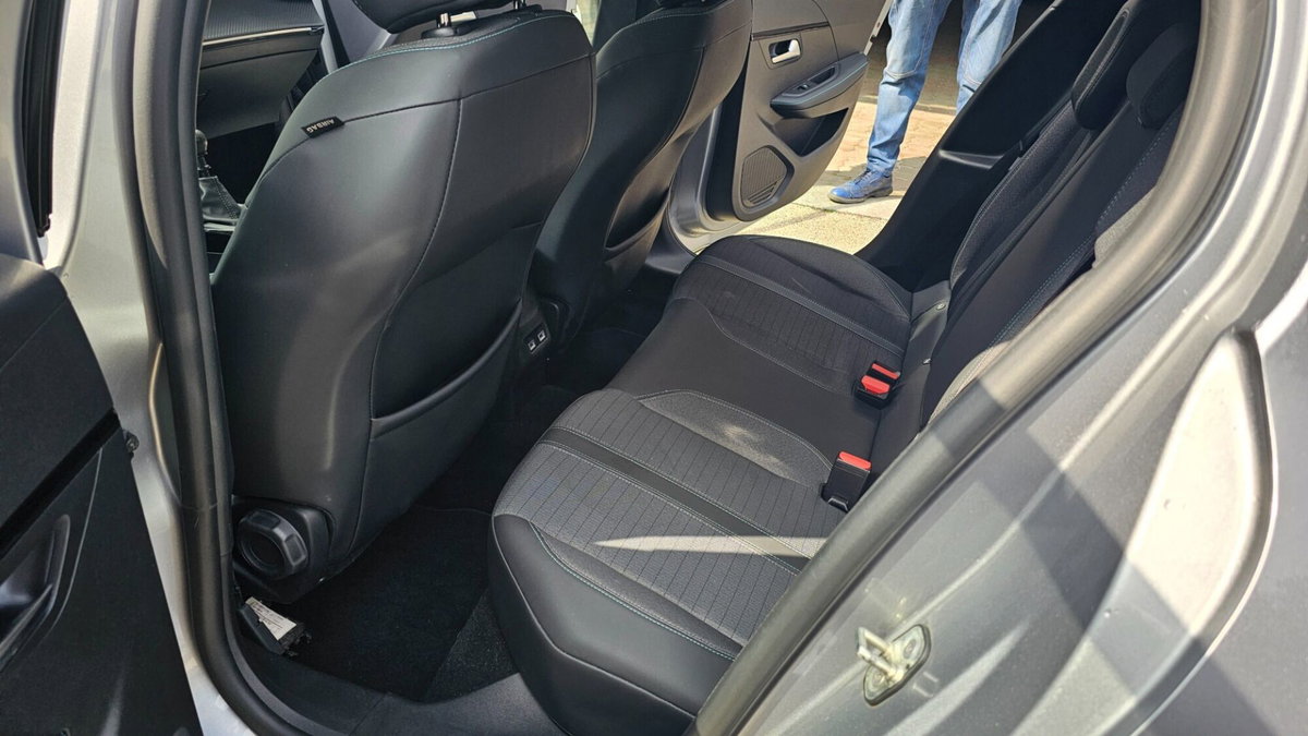 Peugeot 208 PureTech 100 Stop&Start EAT8 5 porte Allure Navi Pack (11)