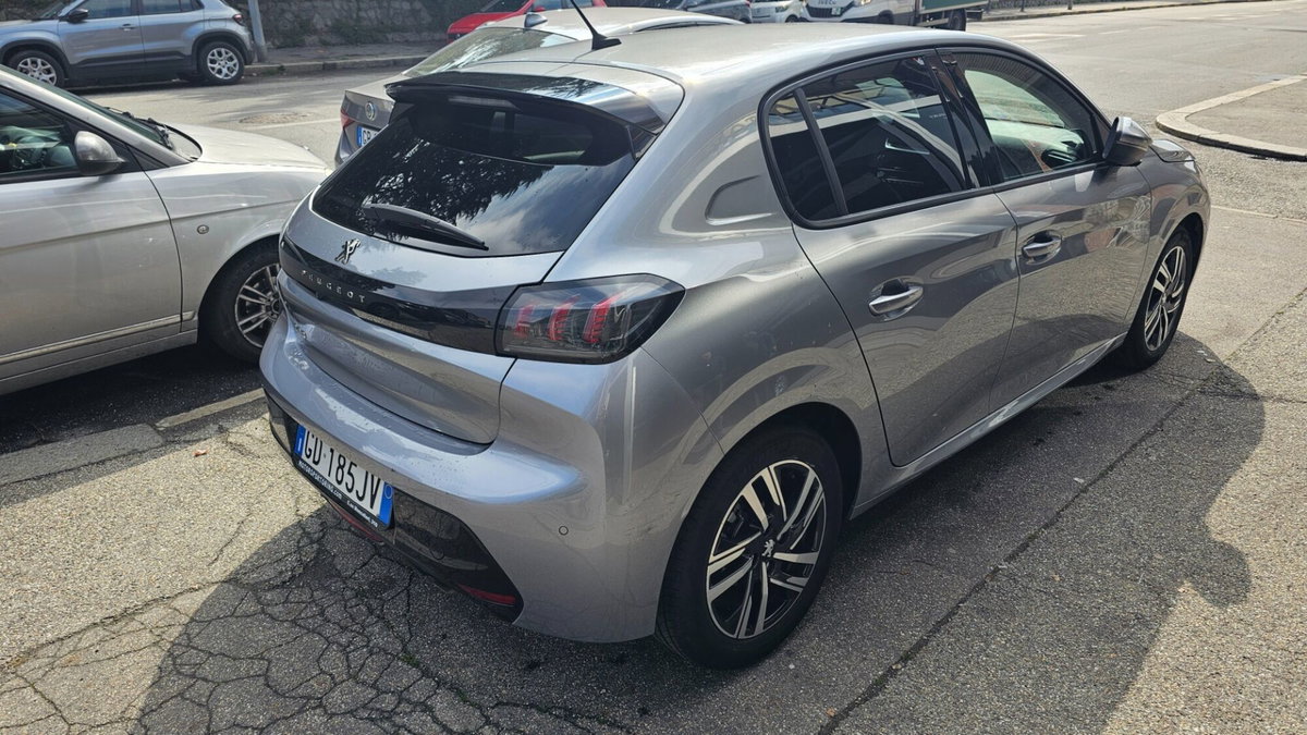 Peugeot 208 PureTech 100 Stop&Start EAT8 5 porte Allure Navi Pack (6)
