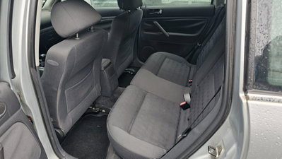 Volkswagen Passat Variant 1.9 TDI/130 CV cat C.line (8)
