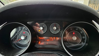 Fiat Punto 1.4 8V 5 porte Natural Power Street (11)