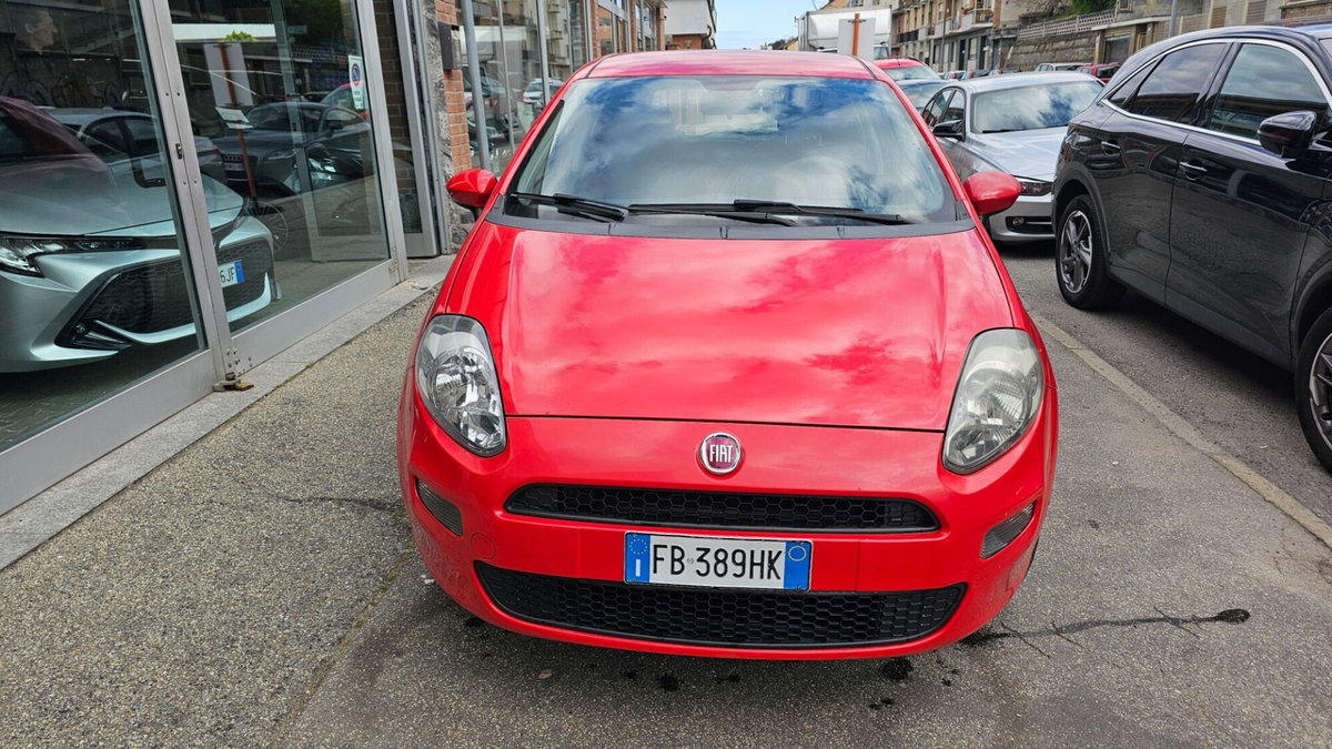Fiat Punto 1.4 8V 5 porte Natural Power Street (2)