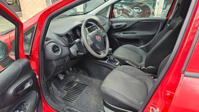 Fiat Punto 1.4 8V 5 porte Natural Power Street (7)