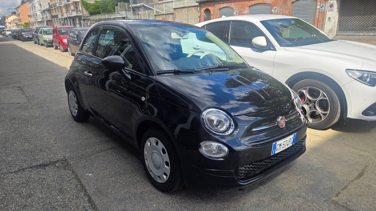 Fiat 500 1.0 Hybrid Red