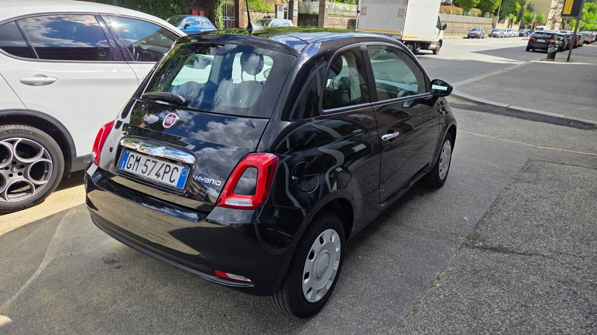 Fiat 500 1.0 Hybrid Red (6)