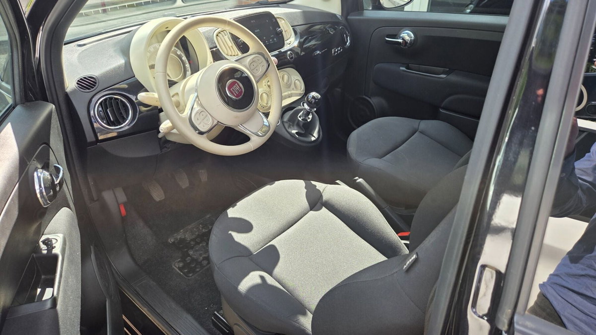 Fiat 500 1.0 Hybrid Red (9)