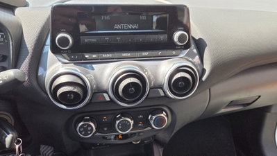 Nissan Juke 1.0 dig-t Acenta 114cv (15)