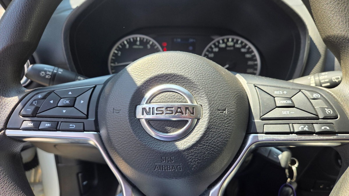 Nissan Juke 1.0 dig-t Acenta 114cv (16)