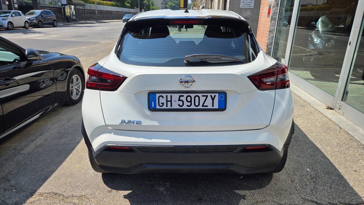 Nissan Juke 1.0 dig-t Acenta 114cv (6)