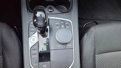 BMW Serie 1 116d 2.0 116CV cat 5 porte Attiva DPF (17)