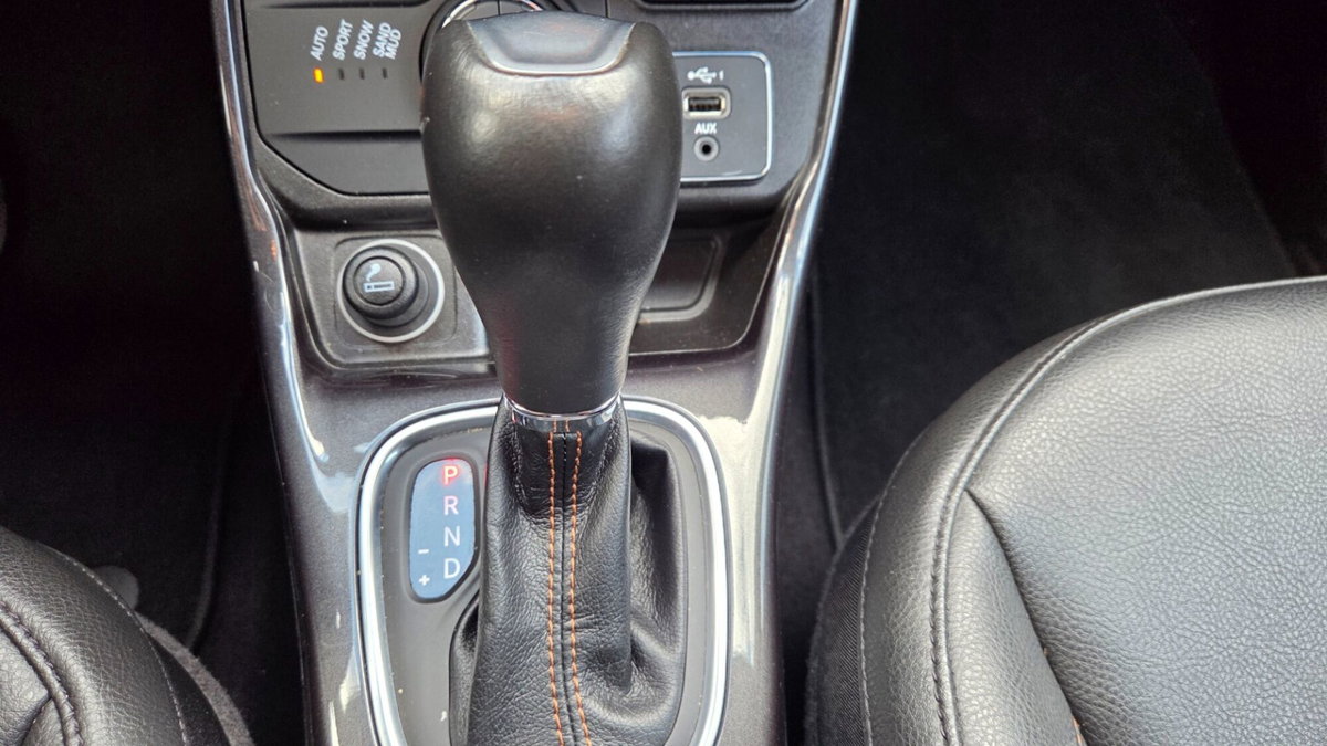 Jeep Compass 1.3 T4 190CV PHEV AT6 4xe Limited (11)