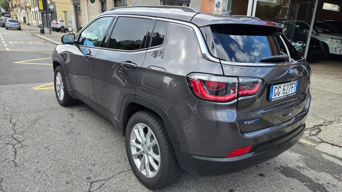 Jeep Compass 1.3 T4 190CV PHEV AT6 4xe Limited (12)
