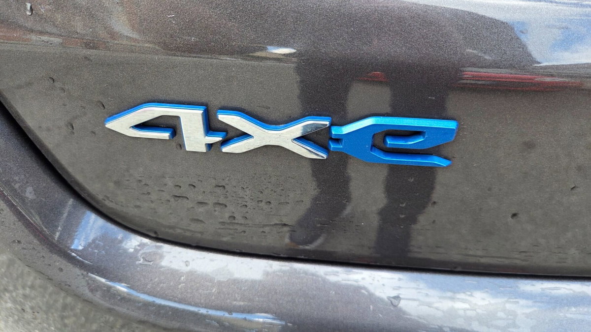 Jeep Compass 1.3 T4 190CV PHEV AT6 4xe Limited (15)