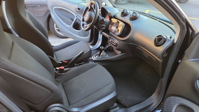 smart Fortwo eq Pure 22kW (8)