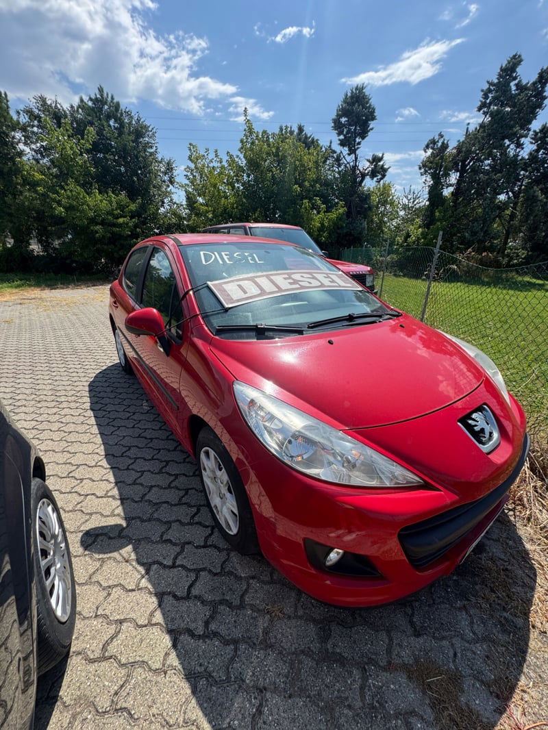 Peugeot 207 HDi 70CV 5p. Sweet Years