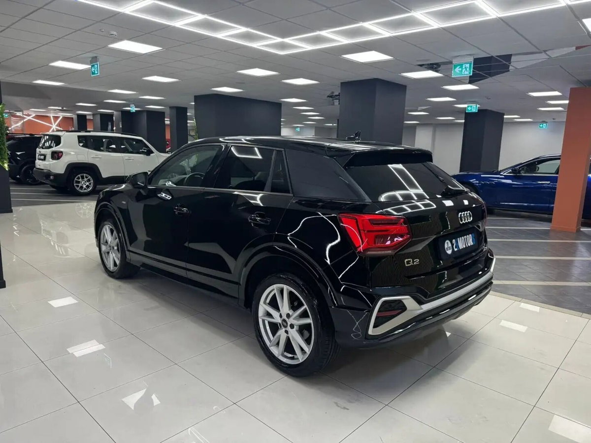 Audi Q2 Q2 35 TDI quattro S tronic S line Edition (3)