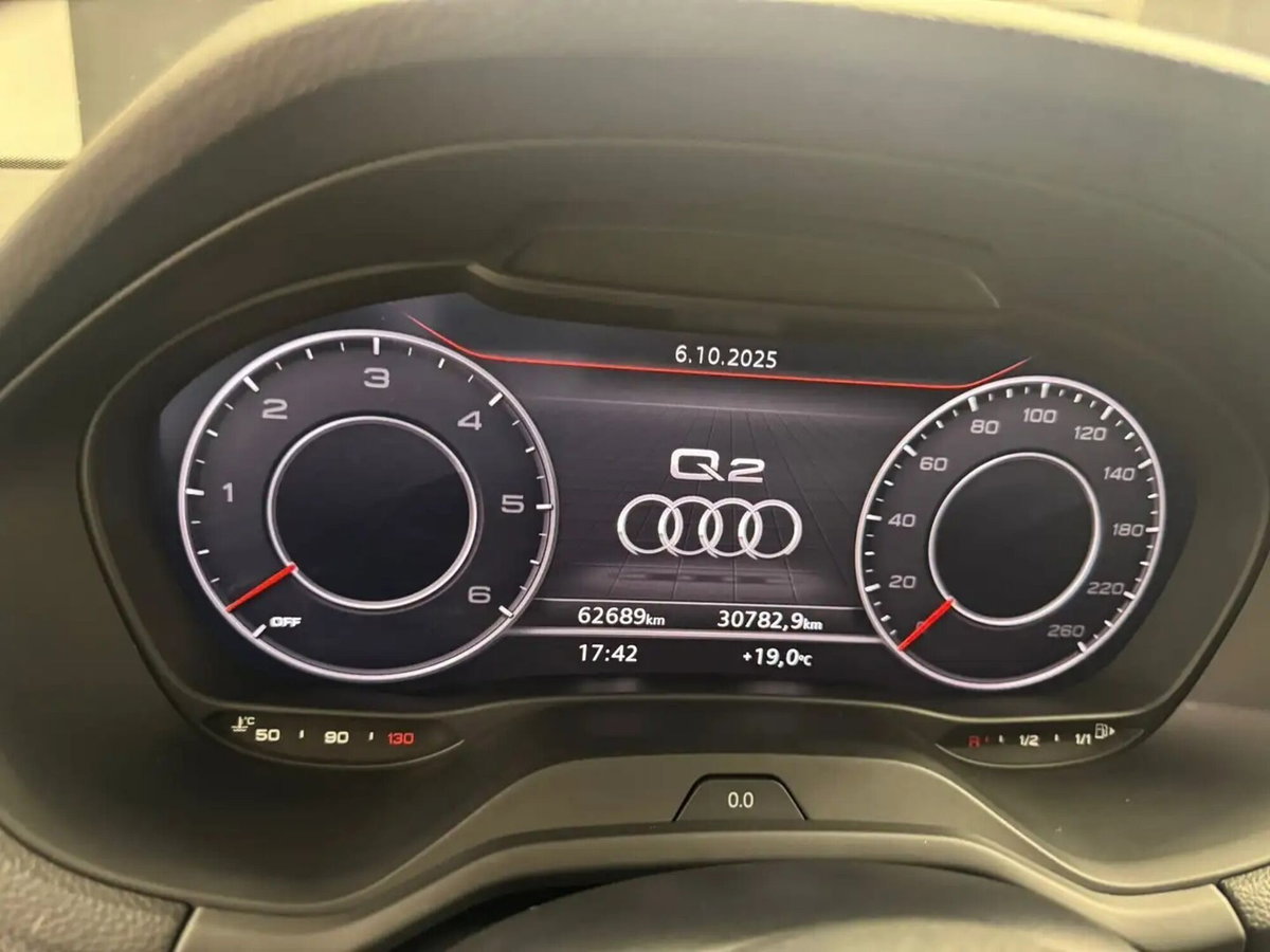 Audi Q2 Q2 35 TDI quattro S tronic S line Edition (9)