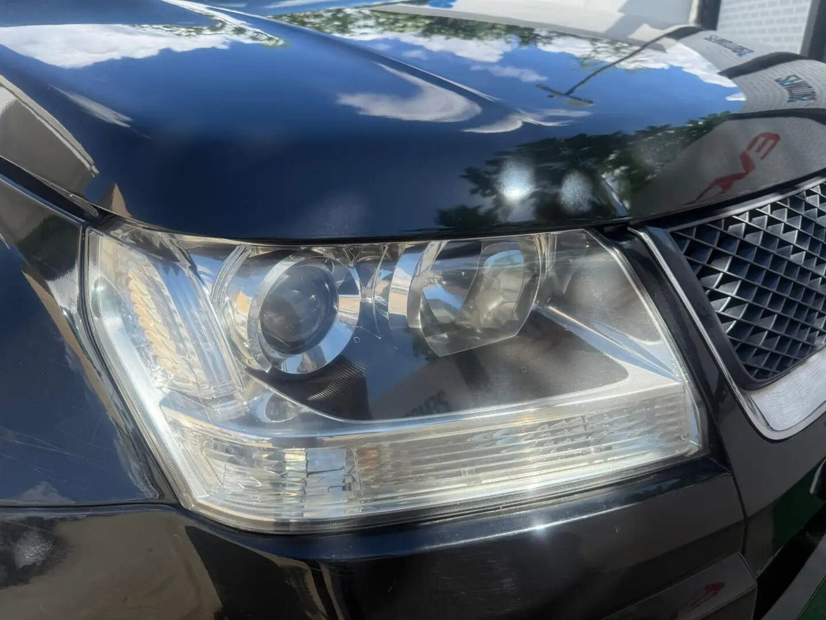 Suzuki Grand Vitara 1.9 DDiS 5 porte Executive (4)