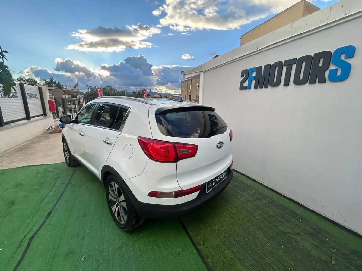 Kia Sportage 1.7 CRDI VGT 2WD Class (5)