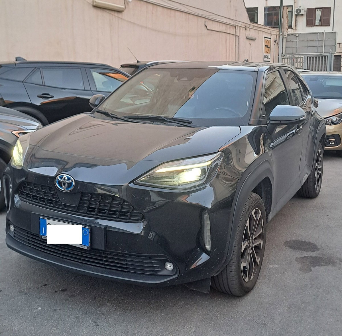 Toyota Yaris Cross 1.5 Hybrid 5p. E-CVT AWD-i Lounge