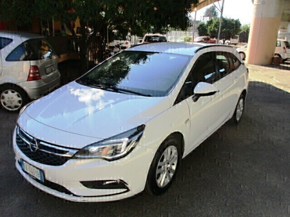 Opel Astra Station Wagon 1.6 CDTi 136CV Start&Stop Sports Dynamic (4)