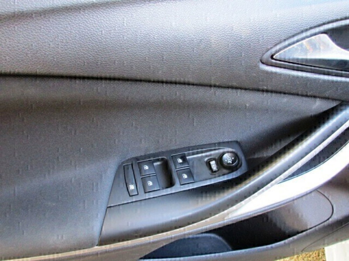 Opel Astra Station Wagon 1.6 CDTi 136CV Start&Stop Sports Dynamic (9)