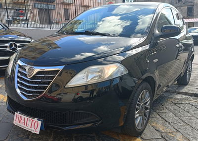 Lancia Ypsilon 1.2 69 CV 5 porte Platinum usata