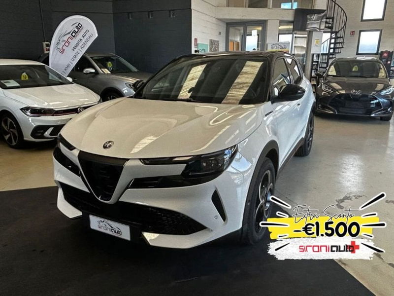 Alfa Romeo Junior 1.2 ibrida Speciale 145cv edct6