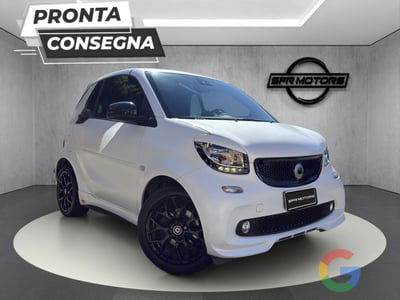 smart Fortwo 52 kW MHD coupé Black Tailor Made usata