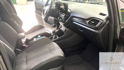Ford Fiesta 1.5 Ecoboost 200 CV 5 porte ST (10)