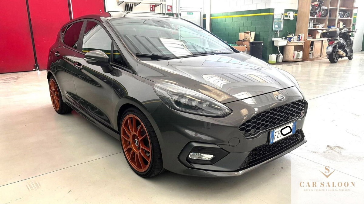 Ford Fiesta 1.5 Ecoboost 200 CV 5 porte ST (2)