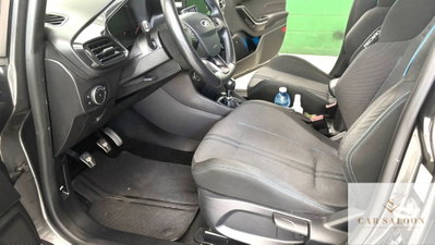 Ford Fiesta 1.5 Ecoboost 200 CV 5 porte ST (9)