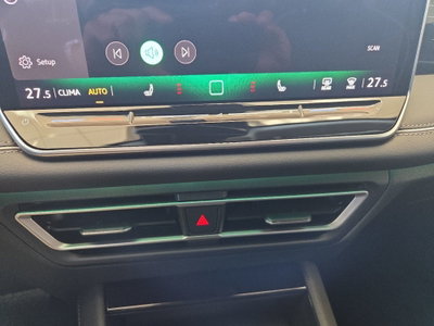 Volkswagen Tiguan 2.0 tdi Elegance 150cv dsg (16)