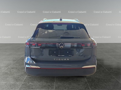 Volkswagen Tiguan 2.0 tdi Elegance 150cv dsg (4)