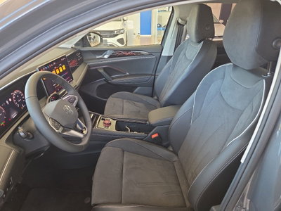 Volkswagen Tiguan 2.0 tdi Elegance 150cv dsg (8)